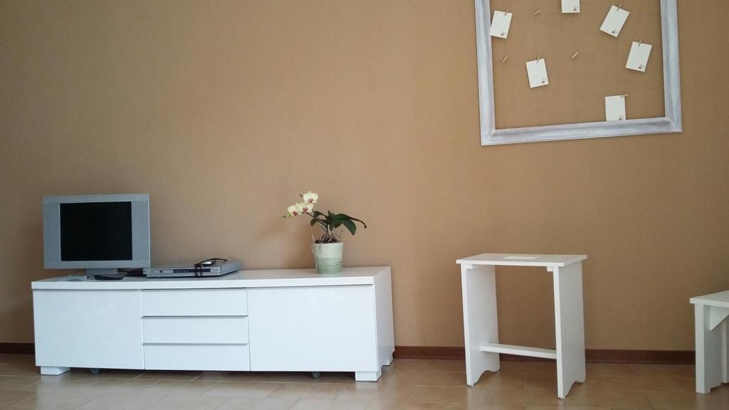 Casa Nanny Apartment มอนซามบาโน ภายนอก รูปภาพ