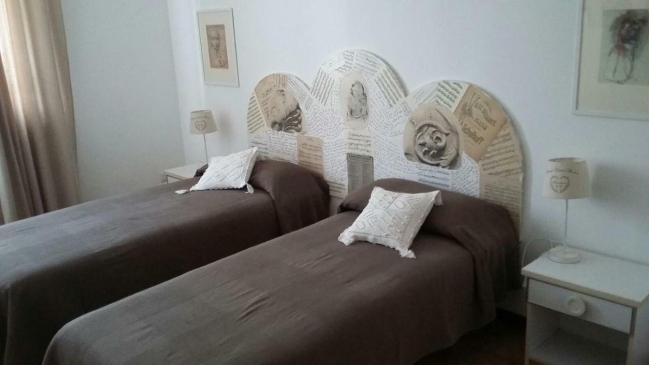 Casa Nanny Apartment มอนซามบาโน ภายนอก รูปภาพ